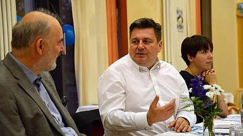 Innensenator Andreas Geisel in der Seniorenstiftung Prenzlauer Berg