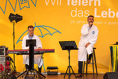 Thomas Schreier und Hendrik Bockoldt mit der Udo Jürgens Show. 